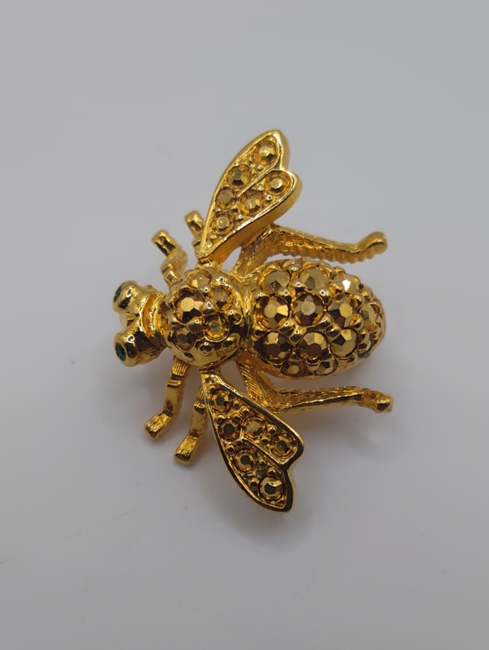 Joan Rivers Gold Tone Bee - Picture 3 of 8